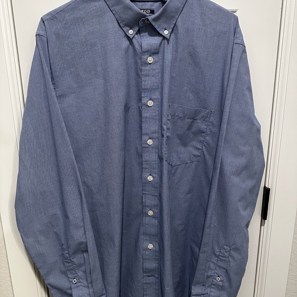 Izod Men's Blue Button-Down Shirt